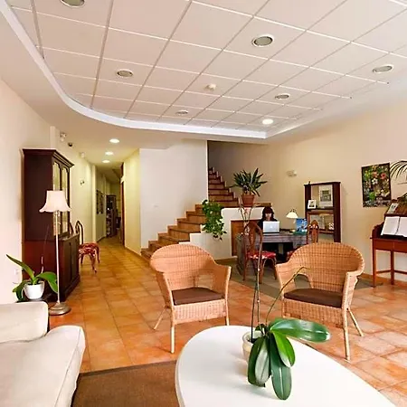 Adjovimar Otel 2*